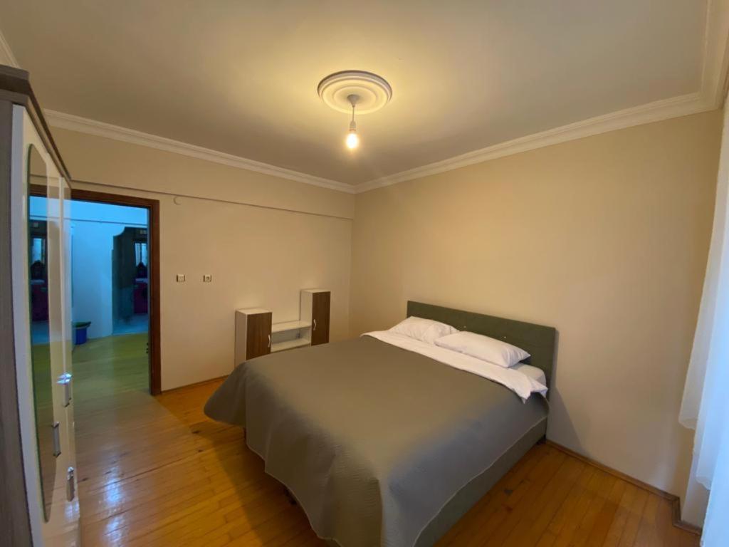 2 Bedrooms Central Area Located Appartment 2 Floor Istanboel Buitenkant foto